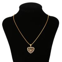 Fashion Heart-shape Hollow Copper Inlaid Zircon Necklace Wholesale sku image 1