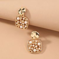 Fashion Square Pearl Hollow Short Style Pineapple Earrings main image 4