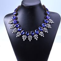 Fashion Flower Rhinestone Alloy Necklace Wholesale sku image 3