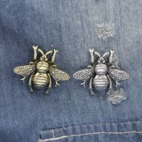 Mode Retro-stil Punk-stil Insektenbiene Legierung Überzug Brosche Set main image 4