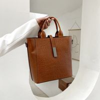 Fashion Embossing Large-capacity Shoulder Messenger Bag Wholesale main image 5