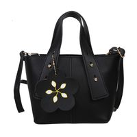 Fashion Solid Color Flower Shoulder Bag Wholesale main image 3
