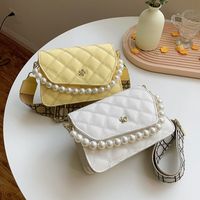 Fashion Pearl Chain Shoulder Messenger Portable Bag Wholesale main image 1