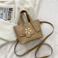 Fashion Solid Color Flower Shoulder Bag Wholesale sku image 2