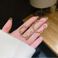 Korean Style Hollow C-shaped Metal Chain Design Earrings main image 4