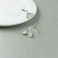 Simple Green Opal Leaf Earrings main image 5
