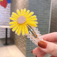 Korean Style Crystal Small Daisy Hair Clip main image 6