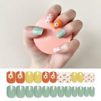 24 Pieces Of Finished Short Daisy Fake Nail Patch main image 45