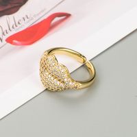 Fashion Copper Gold-plated Micro-inlaid Zircon Lip Opening Couple Ring main image 4