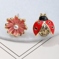 Pendientes Lindos Del Animal De La Mariquita De La Flor Del Aceite Que Gotea De La Aleación main image 2