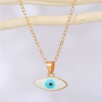 Retro Style Two-head Pointed Alloy Color Devil Eye Pendant Necklace main image 4