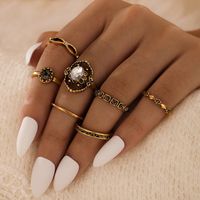 New Retro Baroque Simple Hollow Diamond Ring Set sku image 1