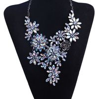 Fashion Alloy Diamond-studded Crystal Flower Necklace main image 1