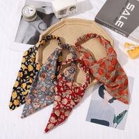 Retro Rose Style Printing Triangle Scarf Hair Band main image 2