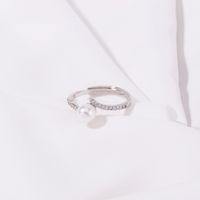 Fashion Simple Diamond-studded Copper Zircon Pure White Pearl Ring main image 4