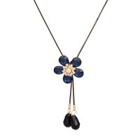 Fashion Simple Crystal Five-petal Flower Pendant Pendant Necklace sku image 1