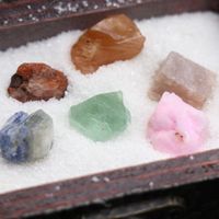 20 Pieces Rock Mineral Specimens Boxed Crystal Agate Stone Mineral Crystal Ore Set main image 3