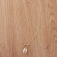 Simple Buckle Gold-plated Shell Pendent Necklace main image 4