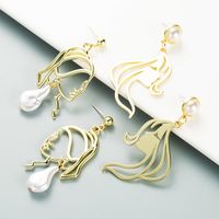 Retro Hollow Metal Face Shape Pearl Earrings main image 1