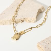 Fashion Gold Paper Clip Lock Pendant Necklace main image 3