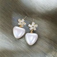 Fashion Peach Heart Pendent Alloy Earrings main image 3