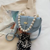 Fashion Pearl Chain Portable Saddle Bag main image 4