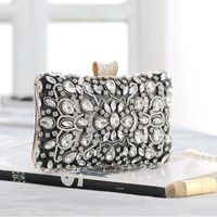 Retro Dinner Hand Heavy Industry Beaded Small Square Bag main image 6