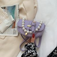 Fashion Pearl Chain Portable Saddle Bag sku image 1