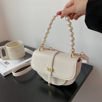Fashion Pearl Chain Portable Saddle Bag sku image 4