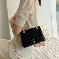Fashion Embroidery Thread Texture One-shoulder Messenger Chain Bag sku image 4