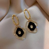 Geometric Shaped Irregular Hoop Earrings main image 1