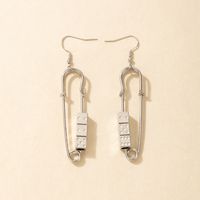 Fashion New Simple Style Creative Pin Dice Earrings main image 1