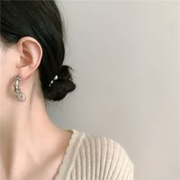 Fashion Irregular Multi-circle C-shaped Alloy Earrings main image 2