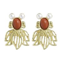 Retro Electroplating Gold Geometric Inlaid Pearl Earrings sku image 1