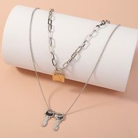 Mode Mehrschichtige Schlösserförmige Schlüssellegierung Halskette Großhandel main image 5