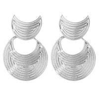 Vente En Gros Boucles D&#39;oreilles Simples En Forme De Croissant De Texture Multicouche main image 6