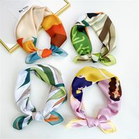 Wholesale Fashion Contrast Color Printing Small Square Scarf main image 1