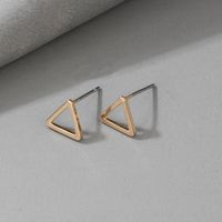 Mode Nouveau Style Simple Alliage Géométrique Triangle Boucles D'oreilles main image 8