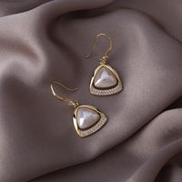 Korean Style Retro Micro-embellished Diamond Triangle Pearl Earrings main image 1