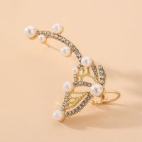 Fashion Pearl Diamond Butterfly Earrings main image 3