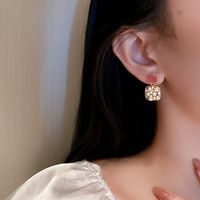 Korean Style Retro Pearl Inlaid Rhinestone Square Earrings main image 3