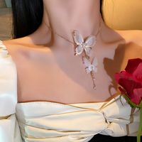 Estilo De Moda Nuevo Collar Colgante De Mariposa De Diamantes De Perlas main image 3