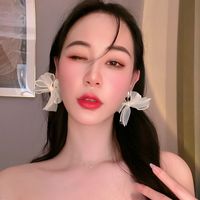 Korean Style Pearl Diamond Heart Bow Earrings main image 3