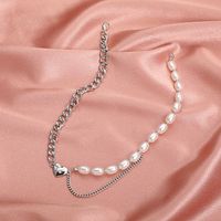 Korea Simple Pearl Stitching Heart Necklace main image 4