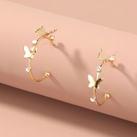 Fashion C-shaped Glossy Butterfly Diamond Earrings main image 1