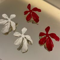Trendy Clear Flower Dripping Alloy Earrings main image 5