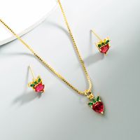 Mode Erdbeere Ananas Anhänger Kupfer Mikro-intarsien Zirkon Halskette Set main image 3