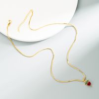 Mode Erdbeere Ananas Anhänger Kupfer Mikro-intarsien Zirkon Halskette Set main image 5