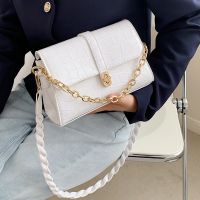 Korean Stone Pattern Braided Rope Messenger Bag main image 2