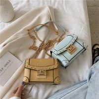 Fashion Metal Edging Messenger Square Bag main image 3